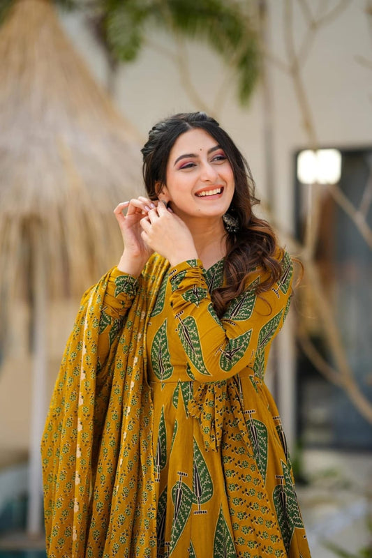 Biba Elegant Mustard Green Ethnic Ensemble With Leaf Motif